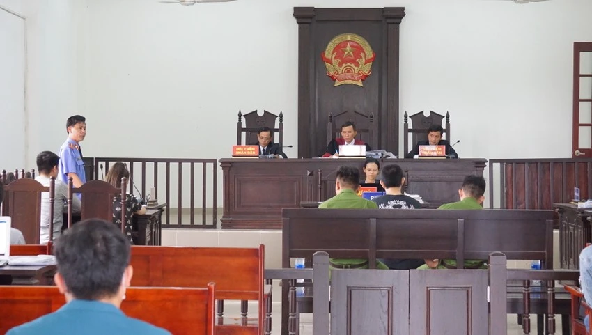 thoi-gian-bat-buoc-chua-benh-de-khau-tru-thoi-han-chap-hanh-hinh-phat-tu-thuc-tien-xet-xu-.jpeg