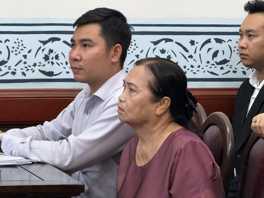 khong-co-ten-trong-di-chuc-me-co-dien-vien-duc-tien-van-huong-thua-ke-hon-2-ti-dong-2.jpg