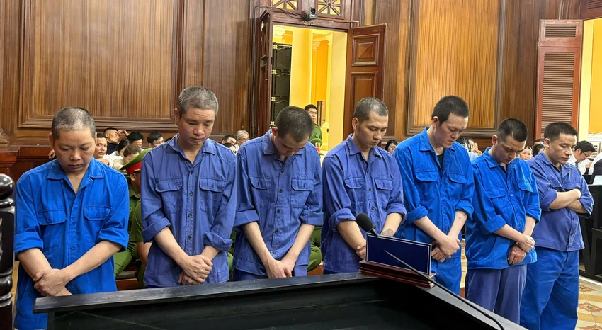 nhận hối lộ