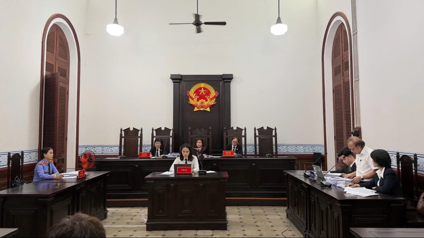 me-co-dien-vien-duc-tien-khang-cao-yeu-cau-duoc-nhan-can-nha-cua-con-trai-1.jpg