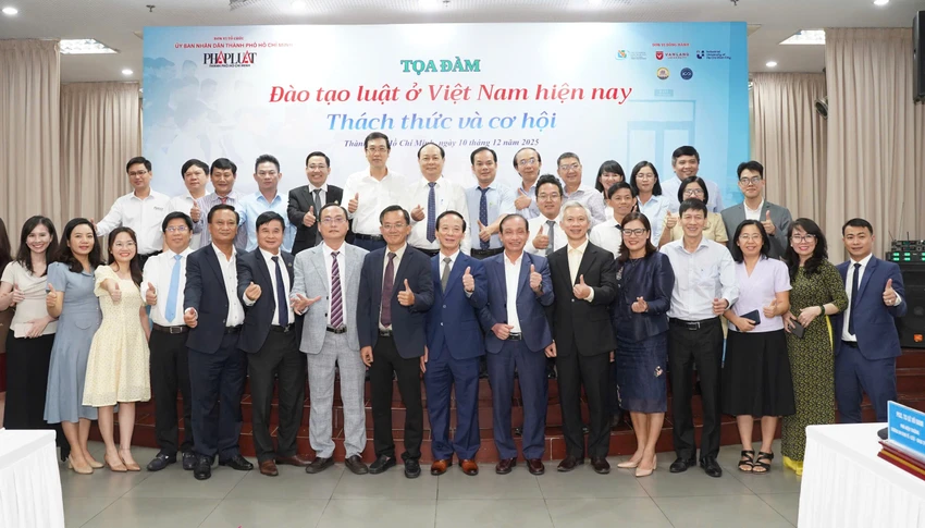 dao-tao-luat-chat-luong-sinh-vien-da-nganh-va-chuyen-nganh-da-giam-chenh-lech-6.jpg