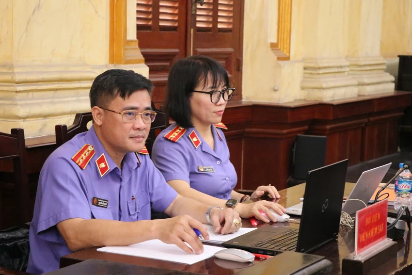 cuu-lanh-dao-chi-cuc-thu-y-vung-vi-tiep-tay-buon-lau-bay-to-su-xau-ho-khi-noi-loi-sau-cung-.jpg