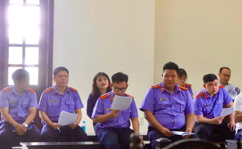3-bi-cao-lanh-an-vi-ban-giay-cong-tac-xa-hoi-khong-cho-sinh-vien-12.jpg