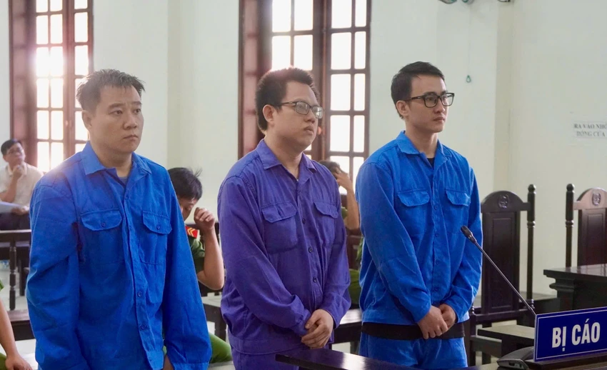 ban-giay-cong-tac-xa-hoi-khong-cho-sinh-vien-5.jpg