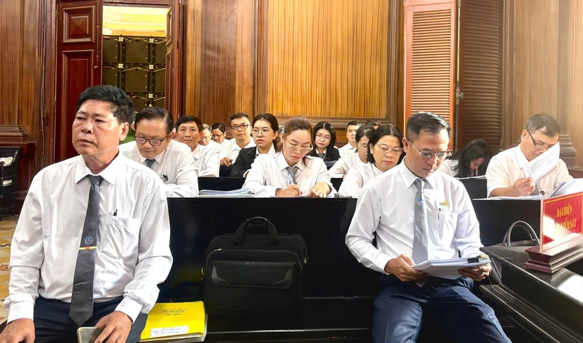 vu-cap-khong-chung-chi-dao-tao-lai-xe-cuu-giam-doc-trung-tam-ky-nang-thuc-hanh-co-gioi-gtvt-bi-de-nghi-den-30-nam-tu-1.jpg