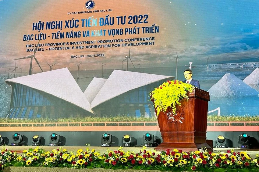 Phó thủ tướng Chính Phủ Vũ Đức Đam phát biểu trong lễ khai mạc Ngày hội văn hóa Bạc Liêu 2022. Ảnh: Ban tổ chức cung cấp