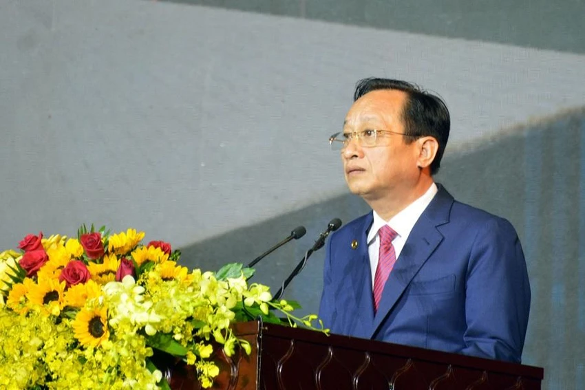 Ông Phạm Văn Thiều, Chủ tịch tỉnh Bạc Liêu khẳng định tại Hội nghị "Việc gì khó dành cho chính quyền, việc dễ dành cho doanh nghiệp". Ảnh: Ban tổ chức cung cấp. Ông Phạm Văn Thiều, Chủ tịch tỉnh Bạc Liêu khẳng định tại Hội nghị "Việc gì khó dành cho chính quyền, việc dễ dành cho doanh nghiệp". Ảnh: Ban tổ chức cung cấp.