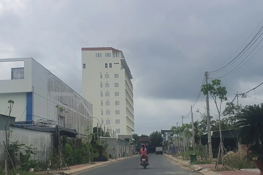 Bạc Liêu: Một khách sạn xây vượt tầng được điều chỉnh giấy phép vì phát hiện sớm ảnh 1 Bạc Liêu: Một khách sạn xây vượt tầng được điều chỉnh giấy phép vì phát hiện sớm ảnh 1