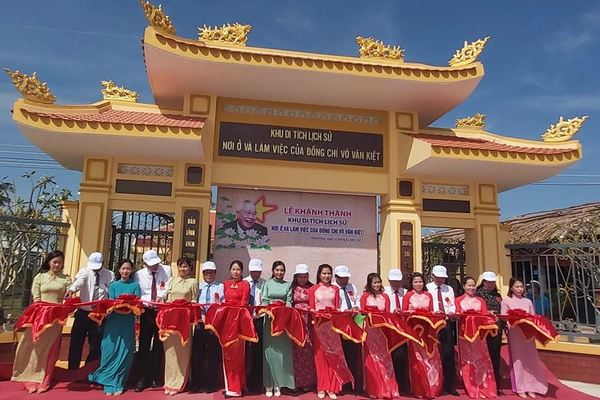 Lễ Khánh thành khu di tích Nơi ở và làm việc của cố thủ tướng Võ Văn Kiệt. Ảnh: CTV Lễ Khánh thành khu di tích Nơi ở và làm việc của cố thủ tướng Võ Văn Kiệt. Ảnh: CTV