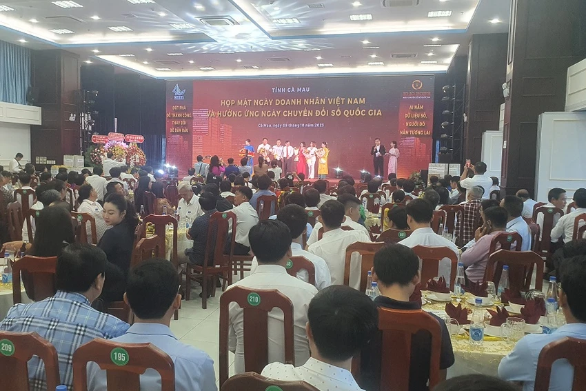 Chuyen_doi_so_ca_mau4.jpg