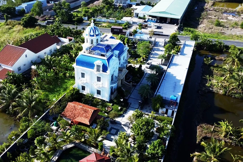 Biệt thự ông Tập 4.jpg